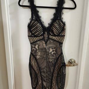 Black & Cream Lace Bebe Bodycon Dress Sz XS